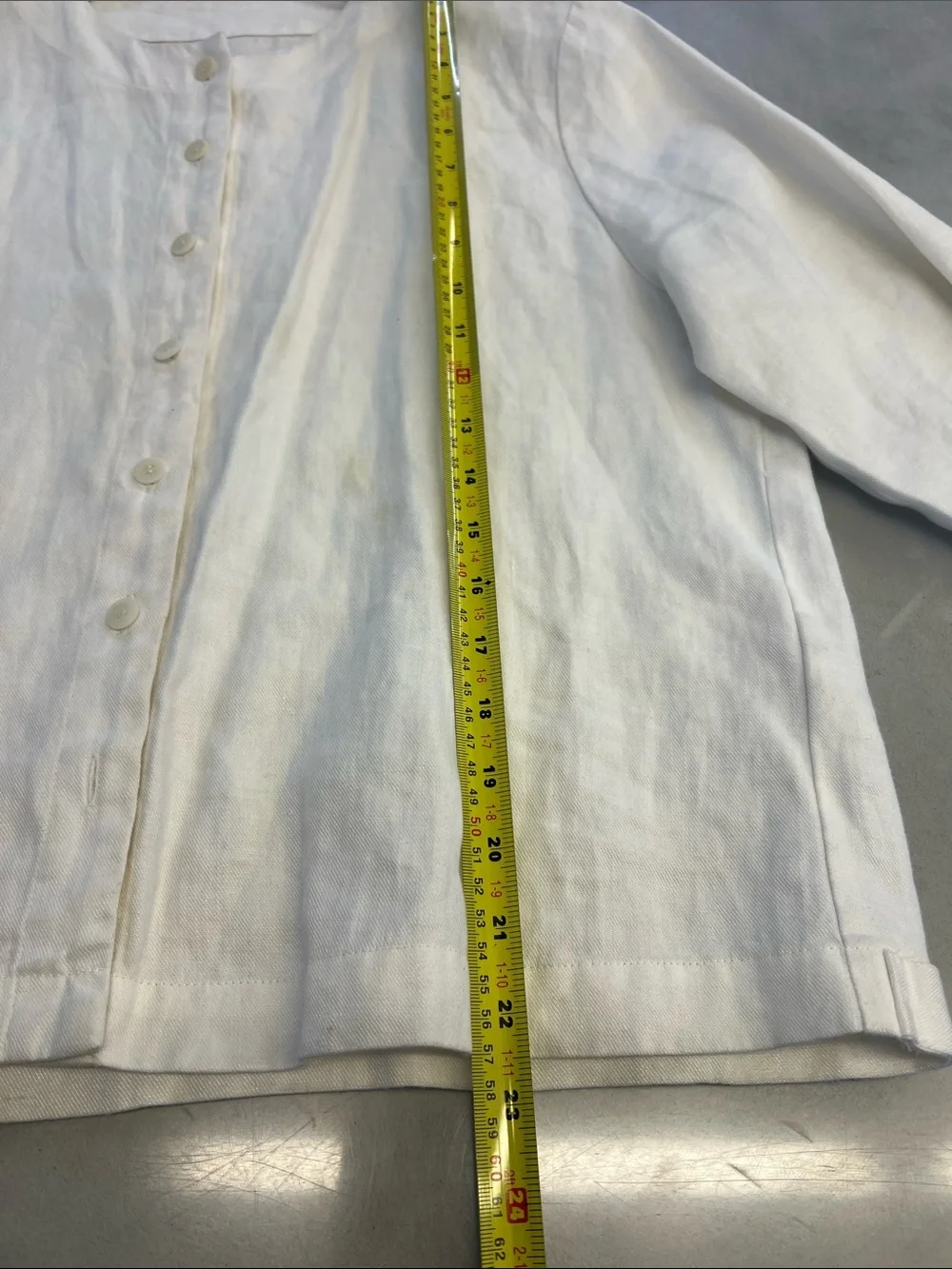Women's Cream Button-Front Linen Jacket - Picture 5 of 6